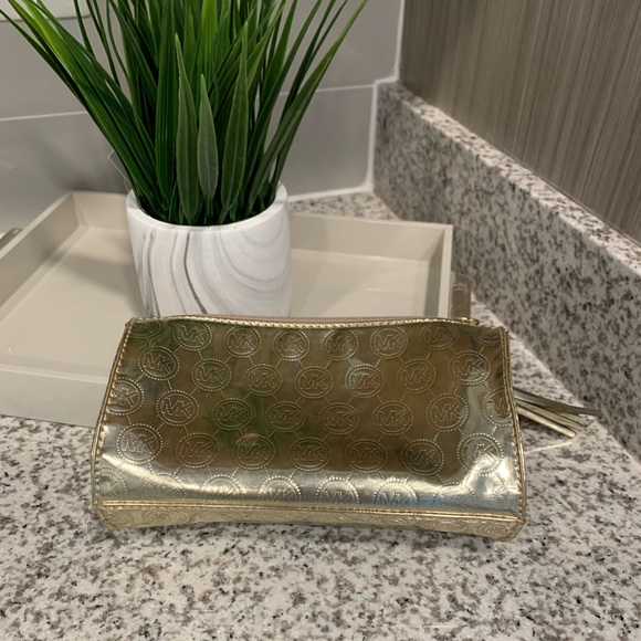 Michael Kors Bags Michael Kors Makeup Bag Poshmark